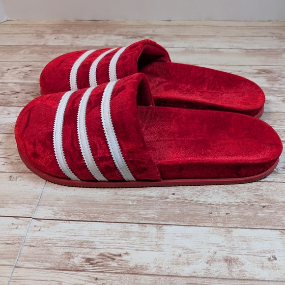 ADIDAS Adimule Slide Red Velvet Men's Size 11 Slippers Indoor / Outdoor Shoes - Picture 3 of 15